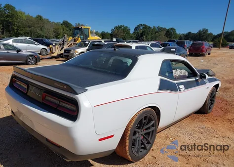 2018 Dodge Challenger R/T 392 from USA, damaged, VIN 2C3CDZFJ7JH228147